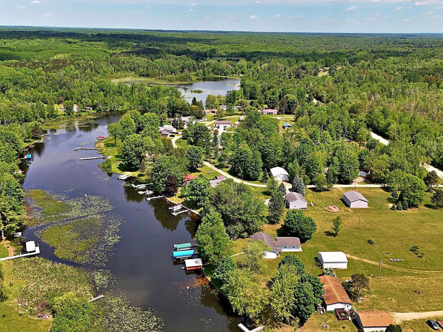 4790 4th St Barryton, MI 49305  | Single Family