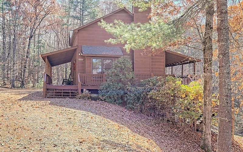 10240 Brandy Ln Young Harris, GA 30582 | Single Family