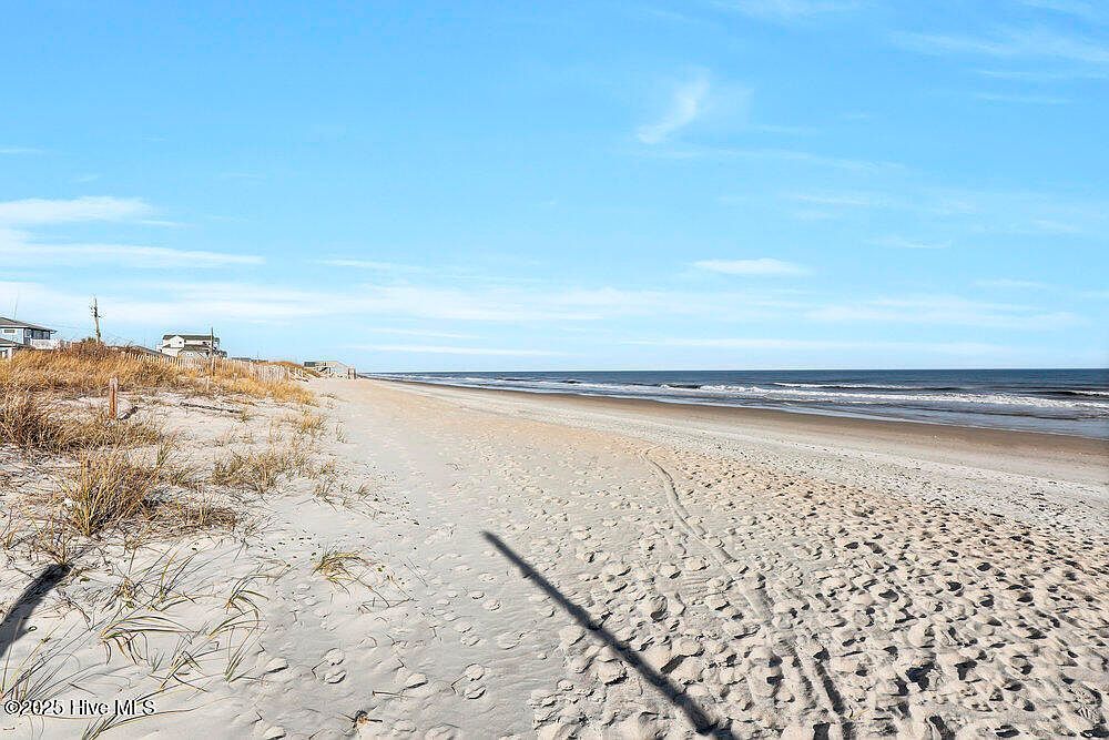 204 N Boca Bay Ln #B Holly Ridge, NC 28445  | New build