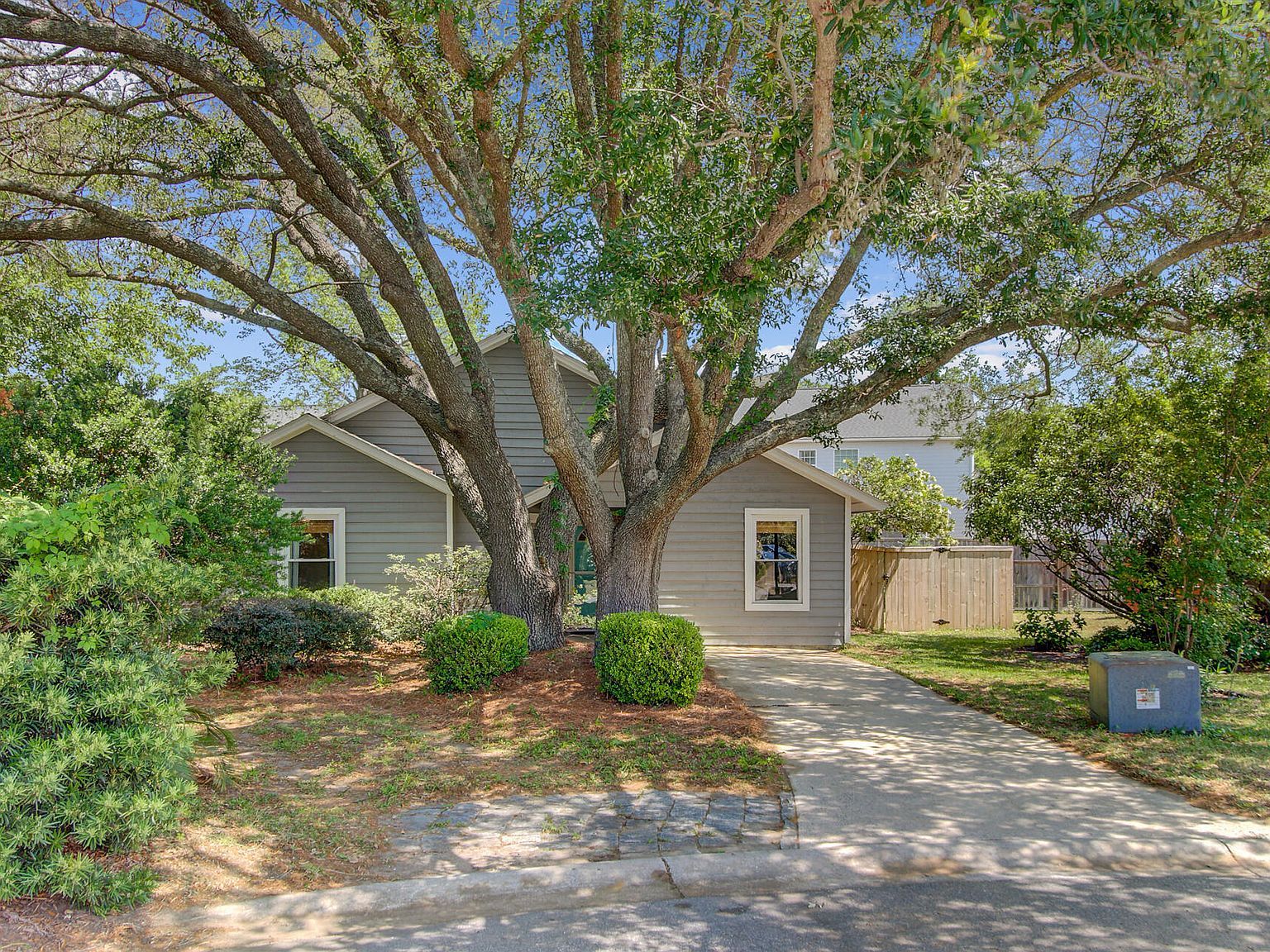 1224 Decoy Ct Mount Pleasant, SC 29464 | Single Family