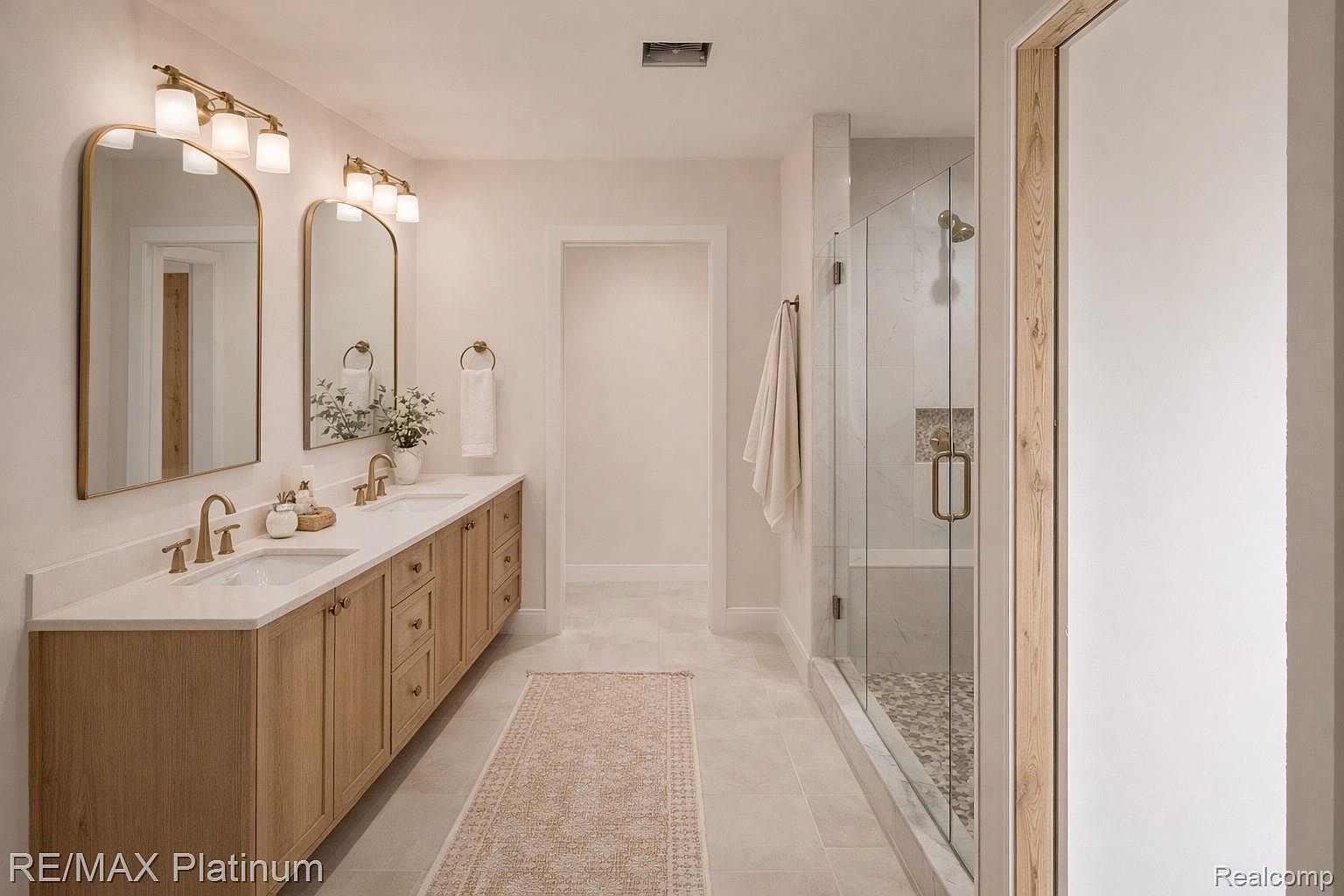 1 Walloon Way Orion, MI 48360 | Single Family