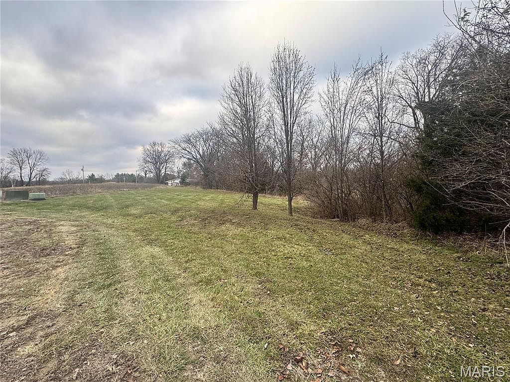 4361 Old Jamestown Winery Rd Florissant, MO 63034  | Land/Lot