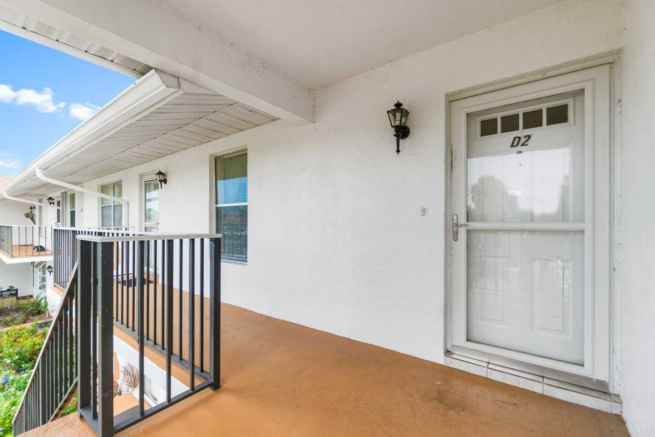 1205 S Lakes End Drive # D2, Ft. Pierce, FL, 34982 - Thumbnail 5