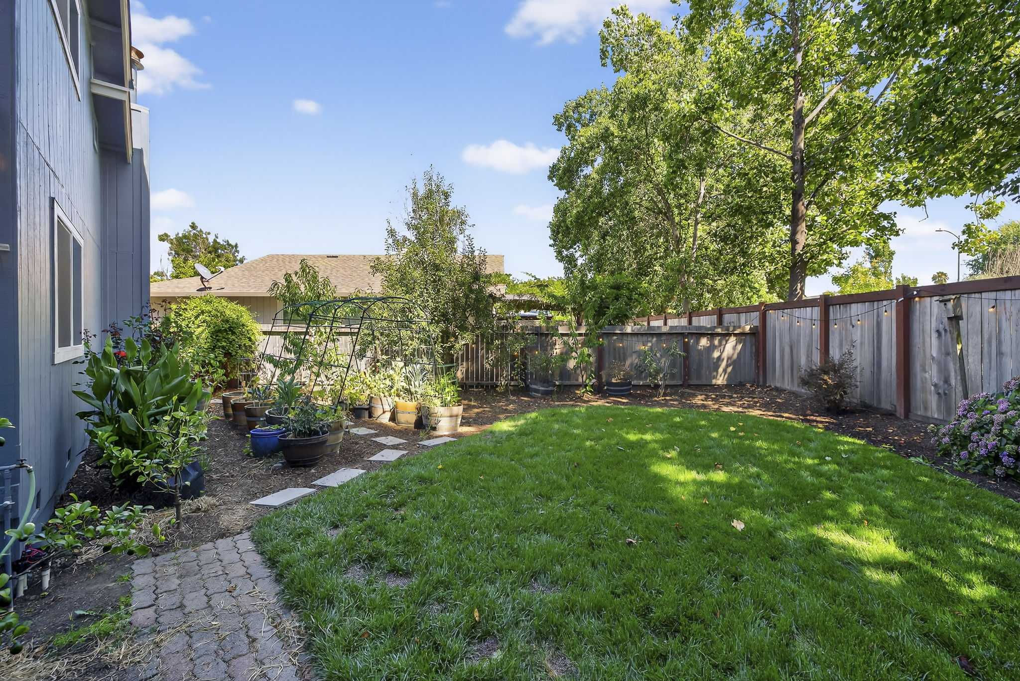 2484 College Park Cir, Santa Rosa, CA, USA, 95401  | Single Family