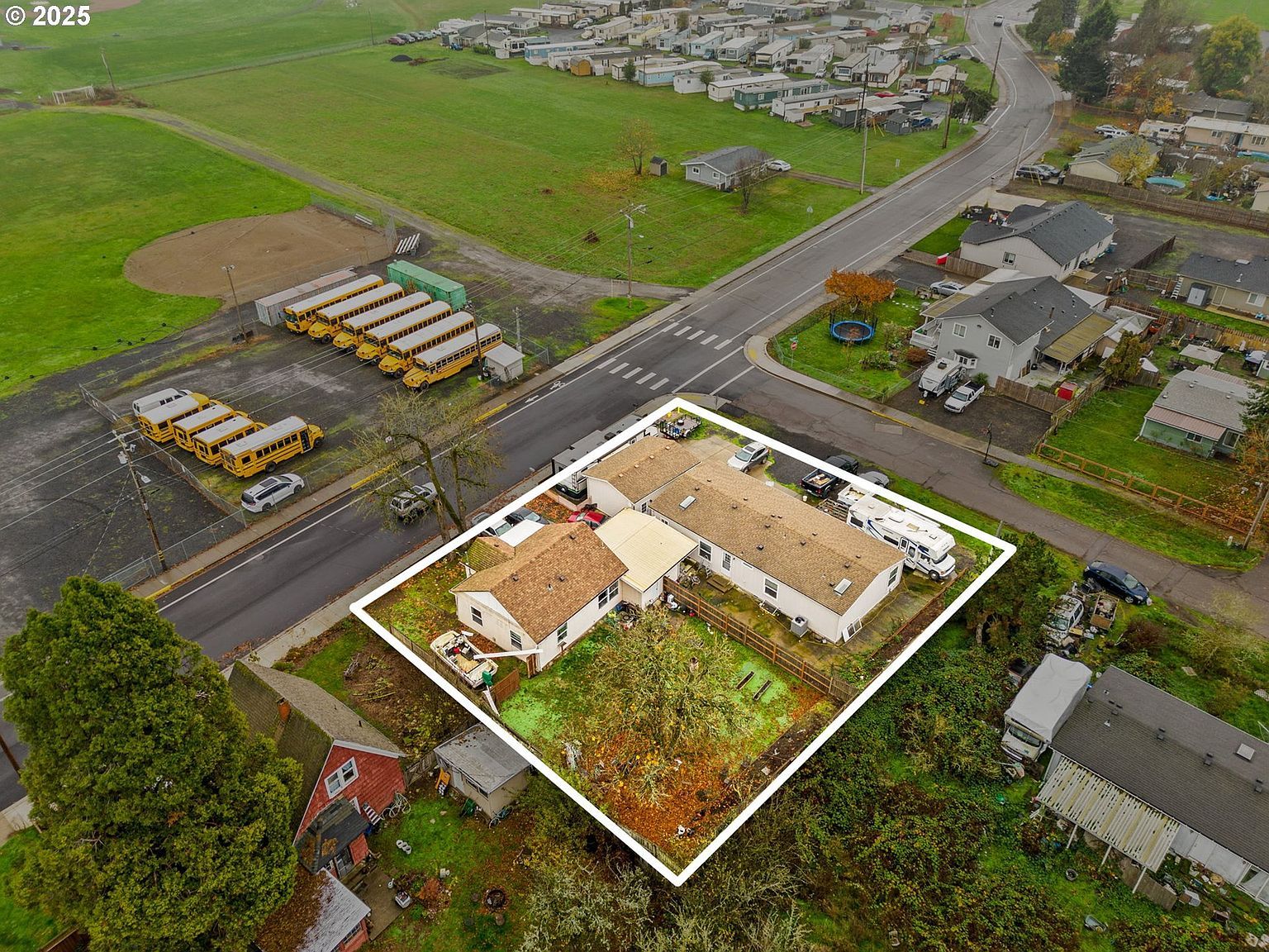 370 S 6th St Harrisburg, OR 97446  | Multi Family