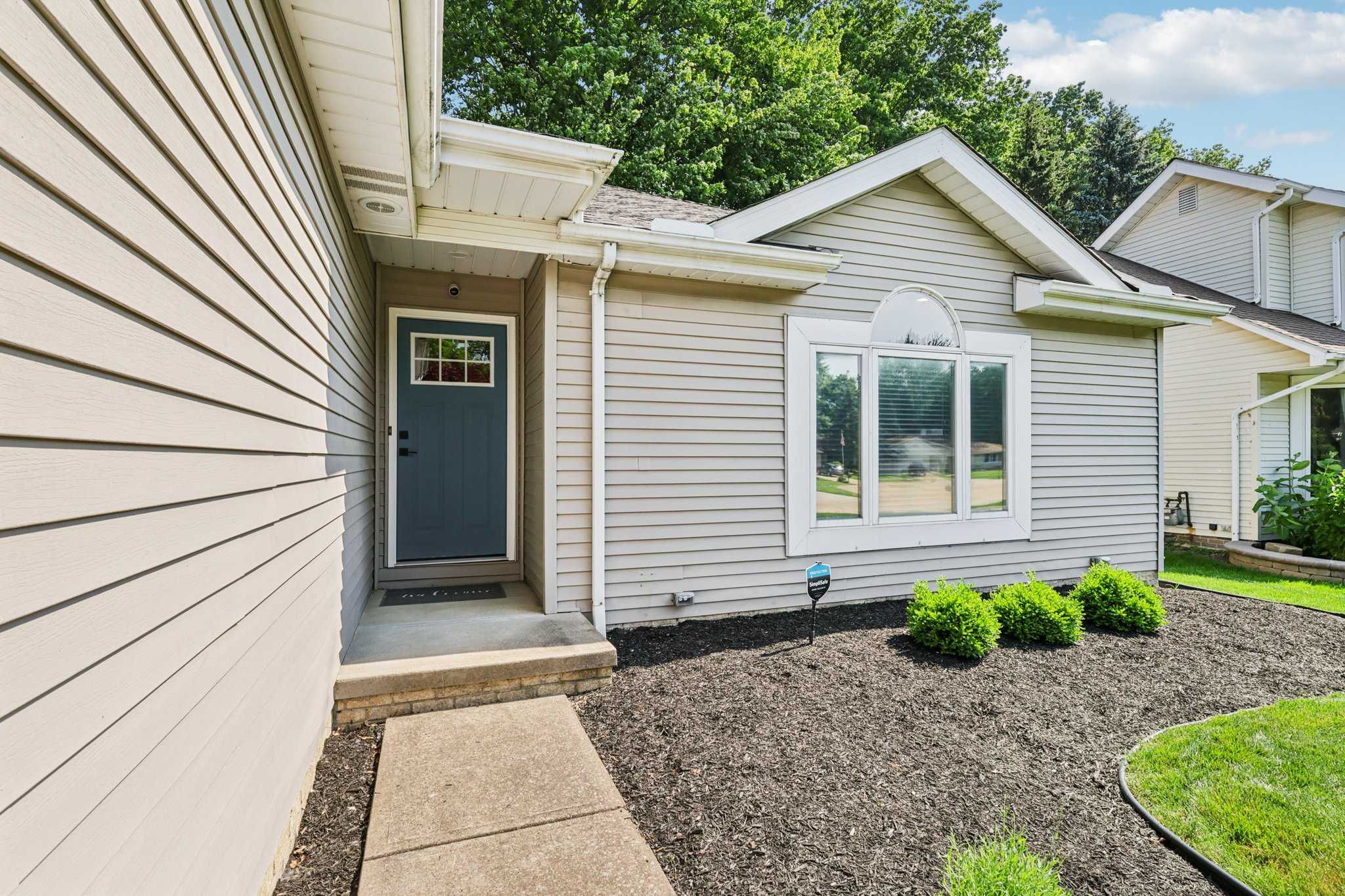 36437 Valley Vista Drive, Eastlake, OH, USA, 44095 - Thumbnail 3