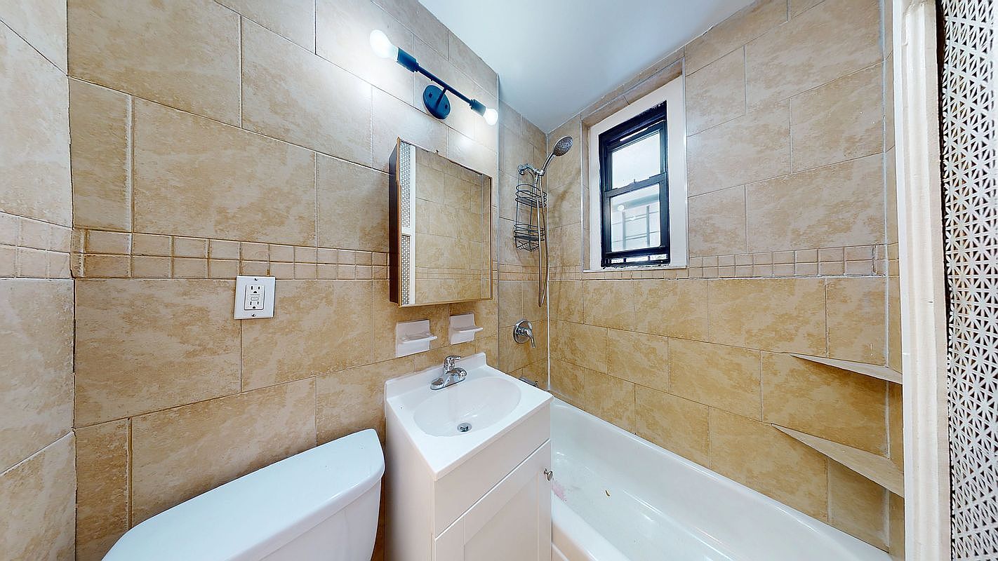 21-38 35th St #2 Astoria, NY 11105  | Condominium