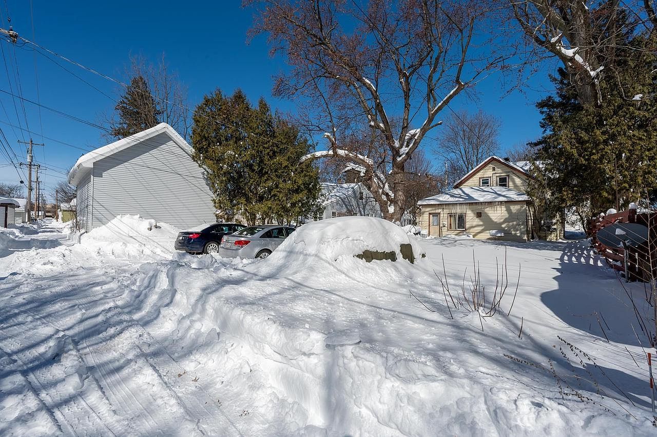 725 Jackson St Wausau, WI 54403  | Multi Family