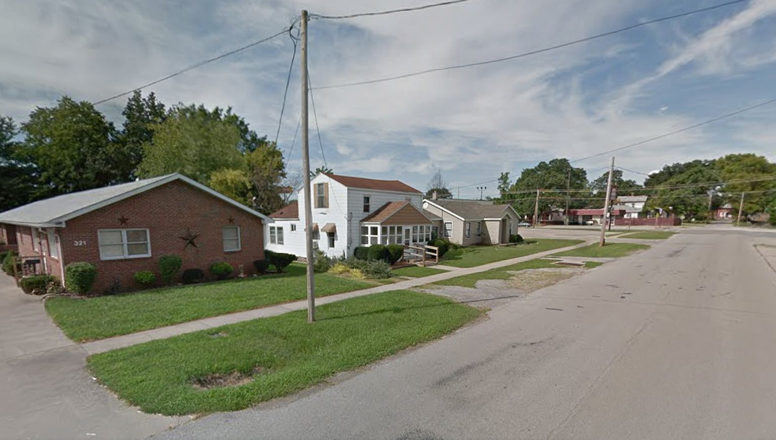 317 E South St Du Quoin, IL 62832  | Single Family