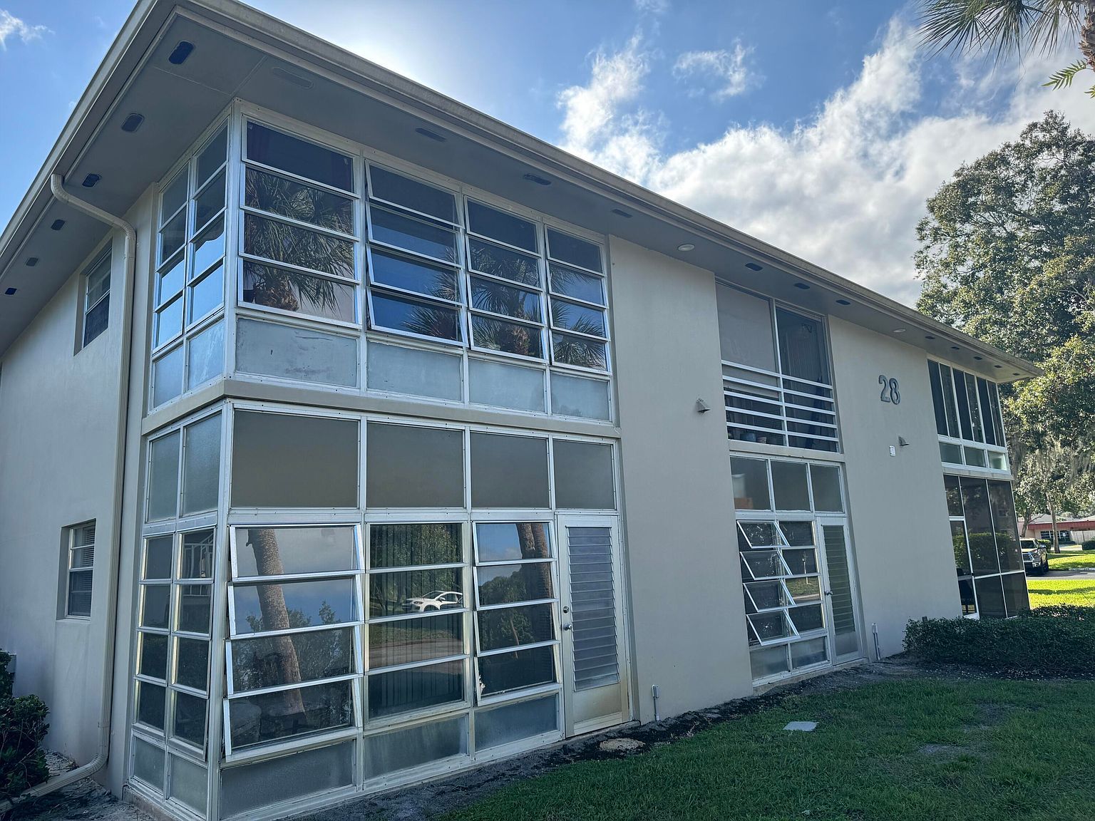 28 Lake Vista Trl APT 105 Port Saint Lucie, FL 34952  | Condominium