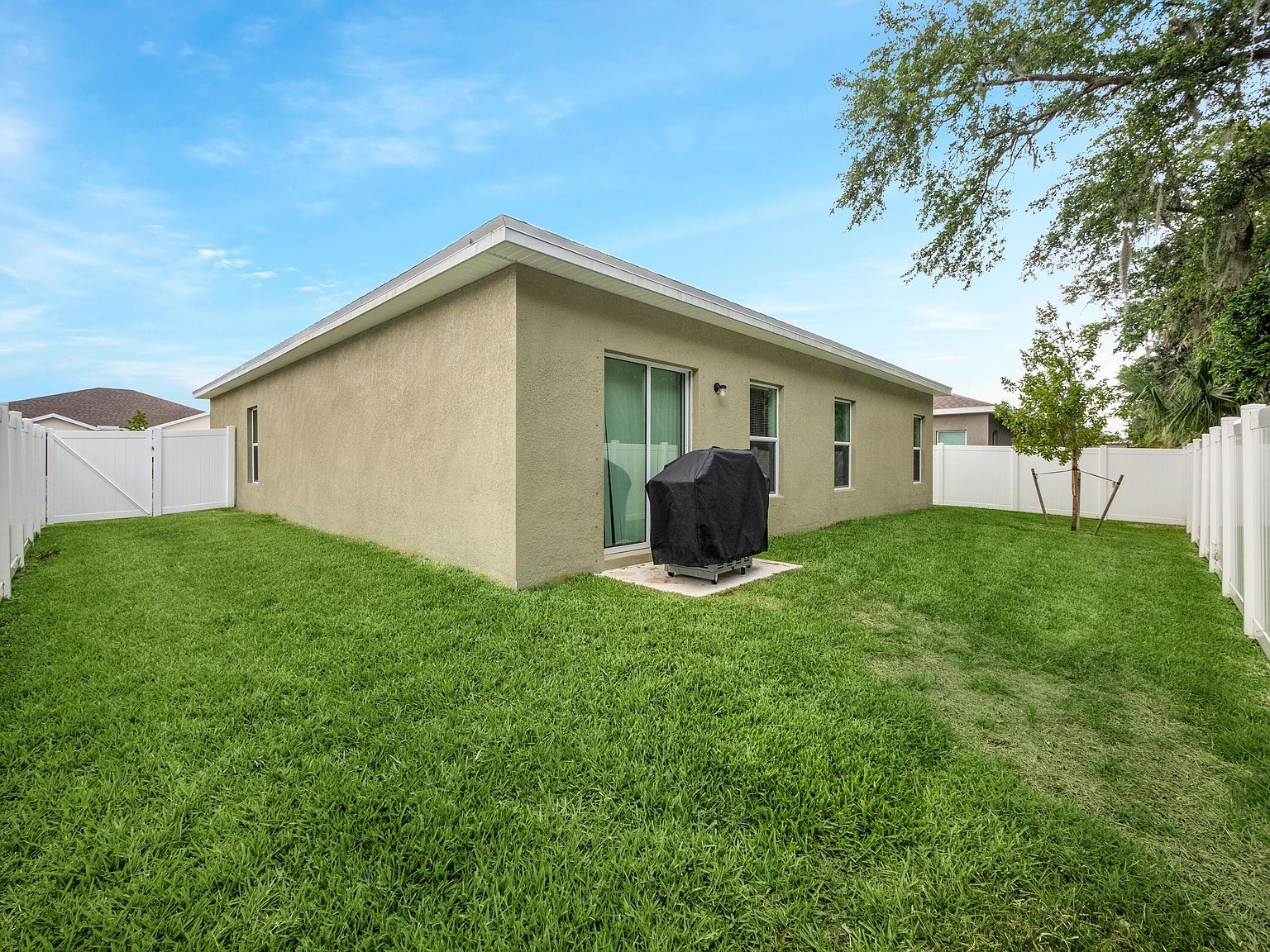 5234 Oakland Lake Cir Fort Pierce, FL 34951 | Single Family