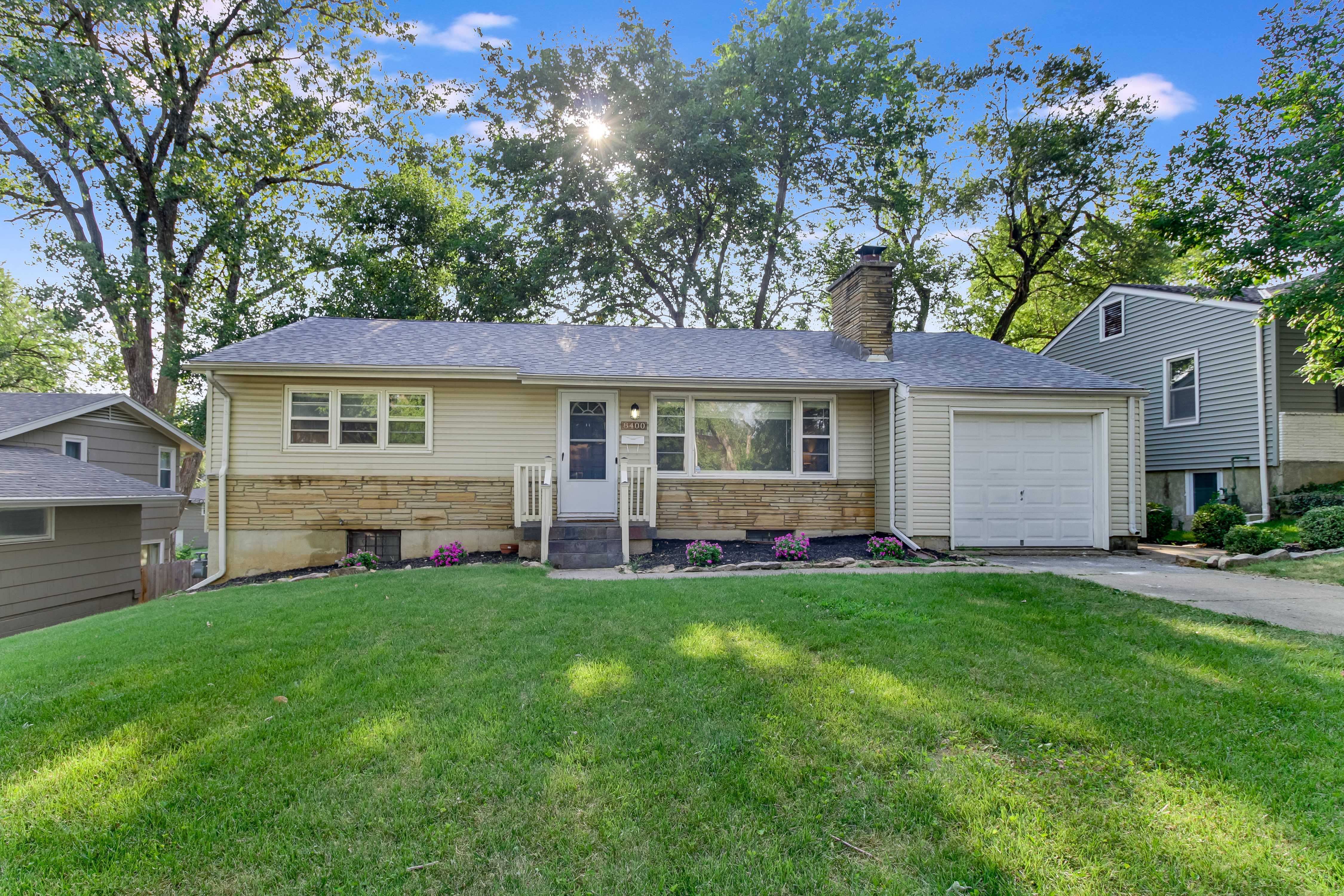 8400 Kenwood Avenue, Kansas City, MO, USA, 64131 - Thumbnail 2