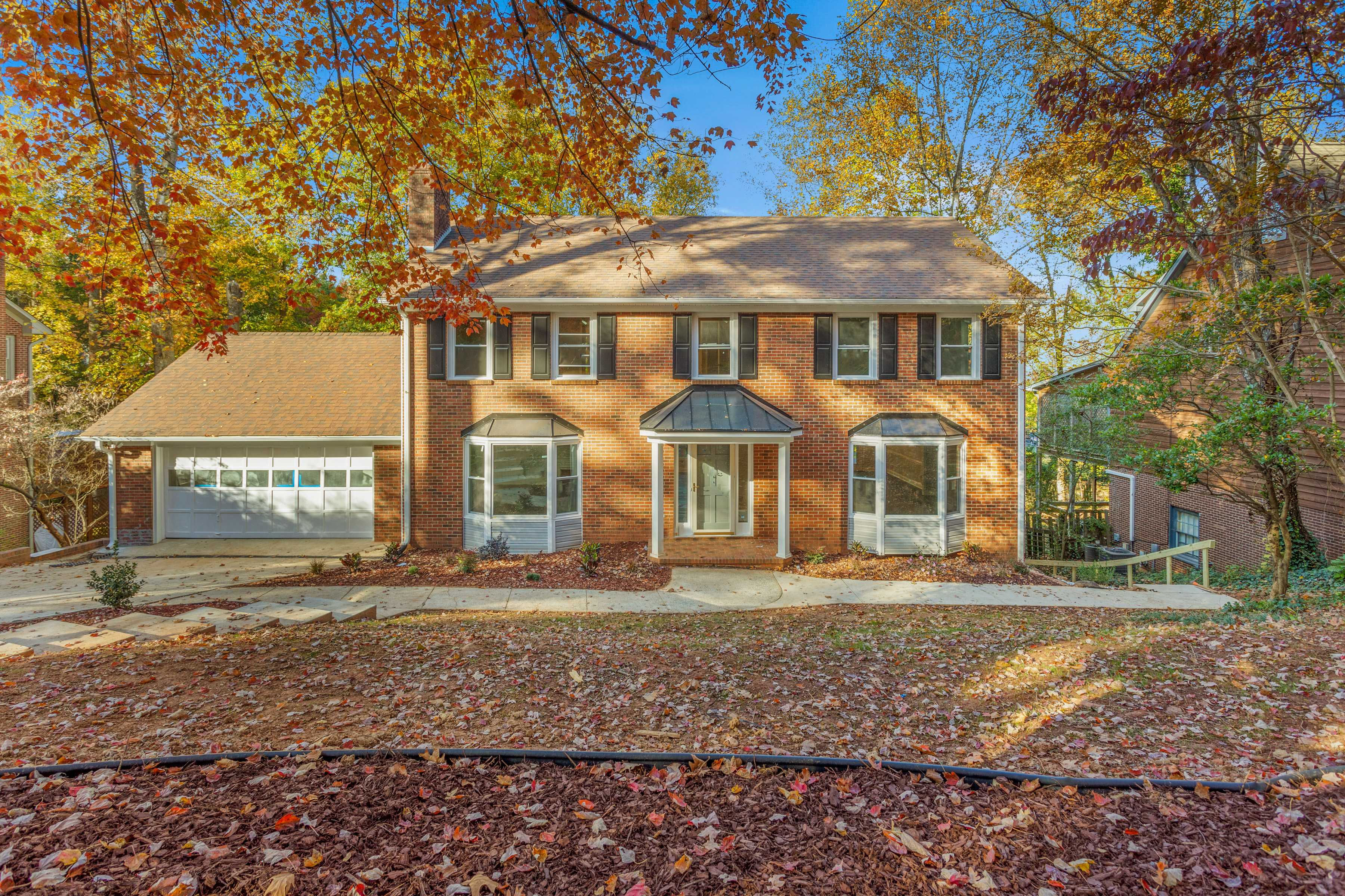 1603 Fox Hollow Road, Greensboro, NC, USA, 27410 - Thumbnail 2