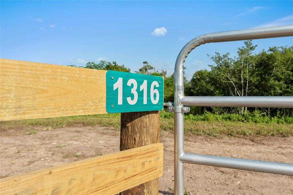 1316 Piney Woods Road, Alleyton, Texas 78935, USA, TX  | Land/Lot