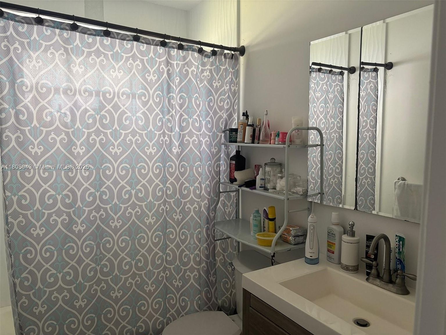 2427 Garland Cir #195 Hollywood, FL 33021  | Condominium