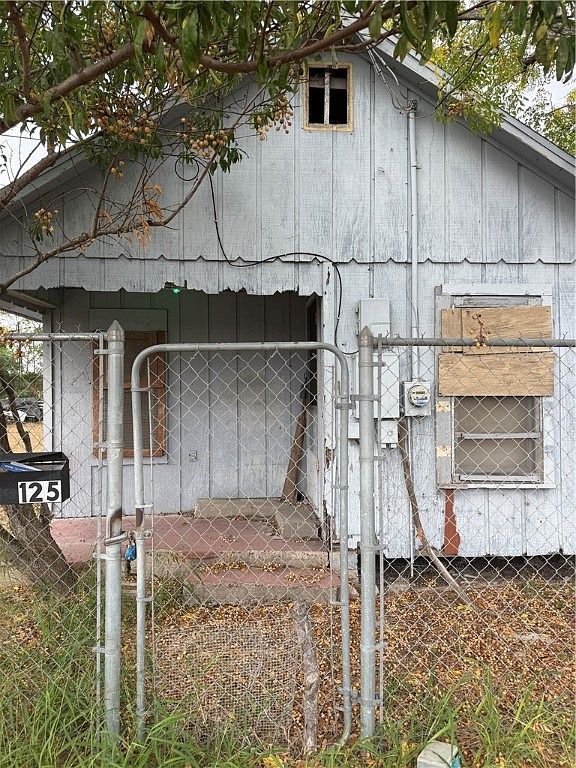125 N Bluntzer St Corpus Christi, TX 78408  | Single Family