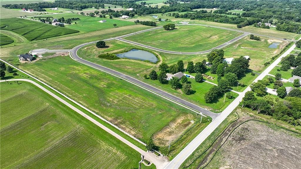 20 Blackjack Ln Baldwin City, KS 66006  | Land/Lot