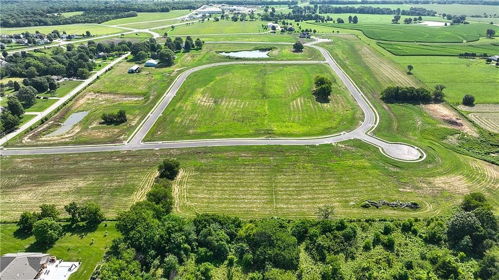 7 Trail View Cir Baldwin City, KS 66006  | Land/Lot