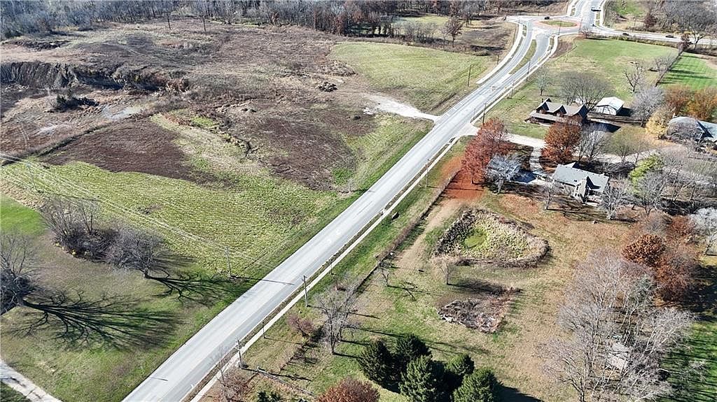 1811 Paddock Dr Kearney, MO 64060 | Single Family