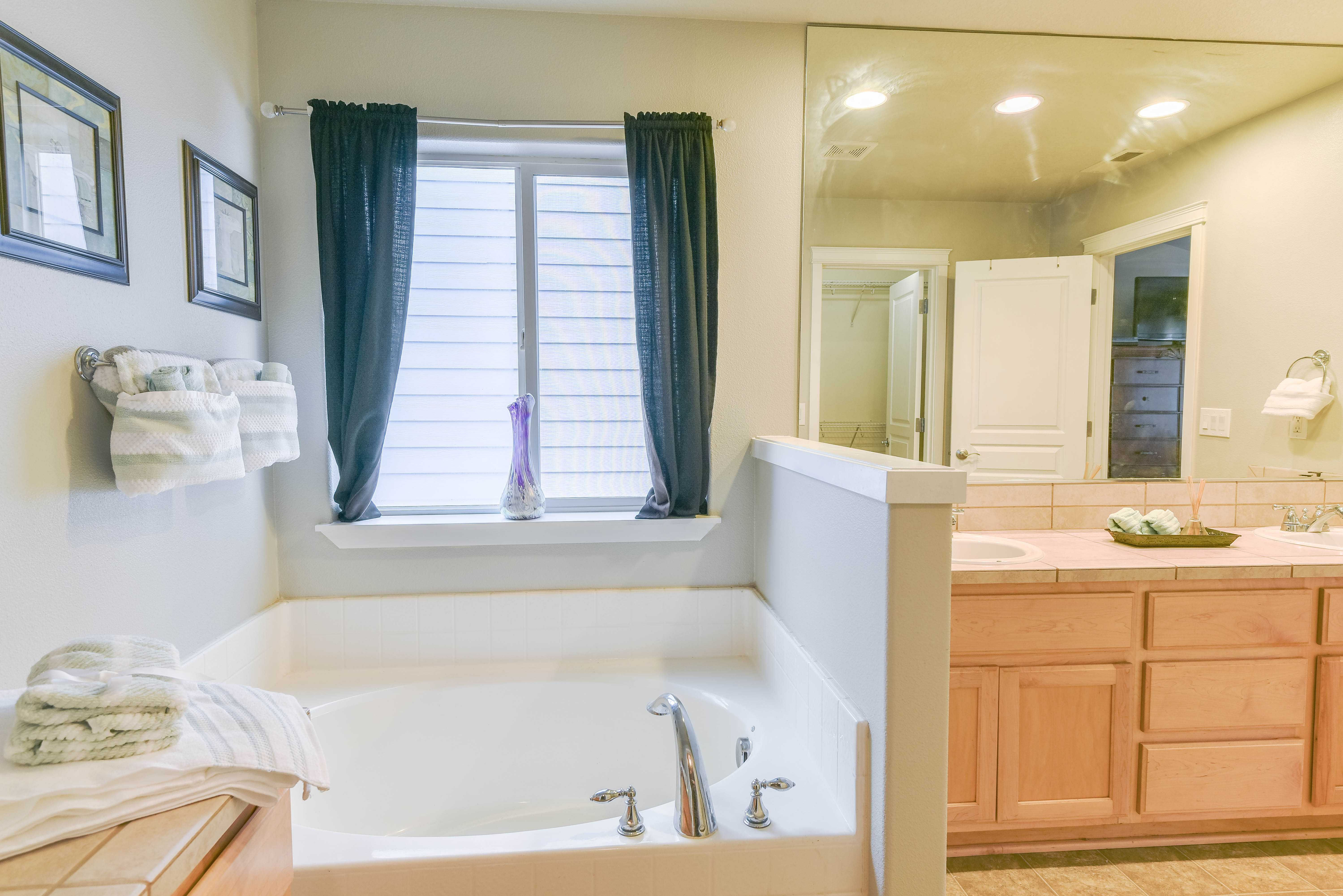 2310 Northeast 149th Street, Vancouver, WA 98686, USA  | Single Family