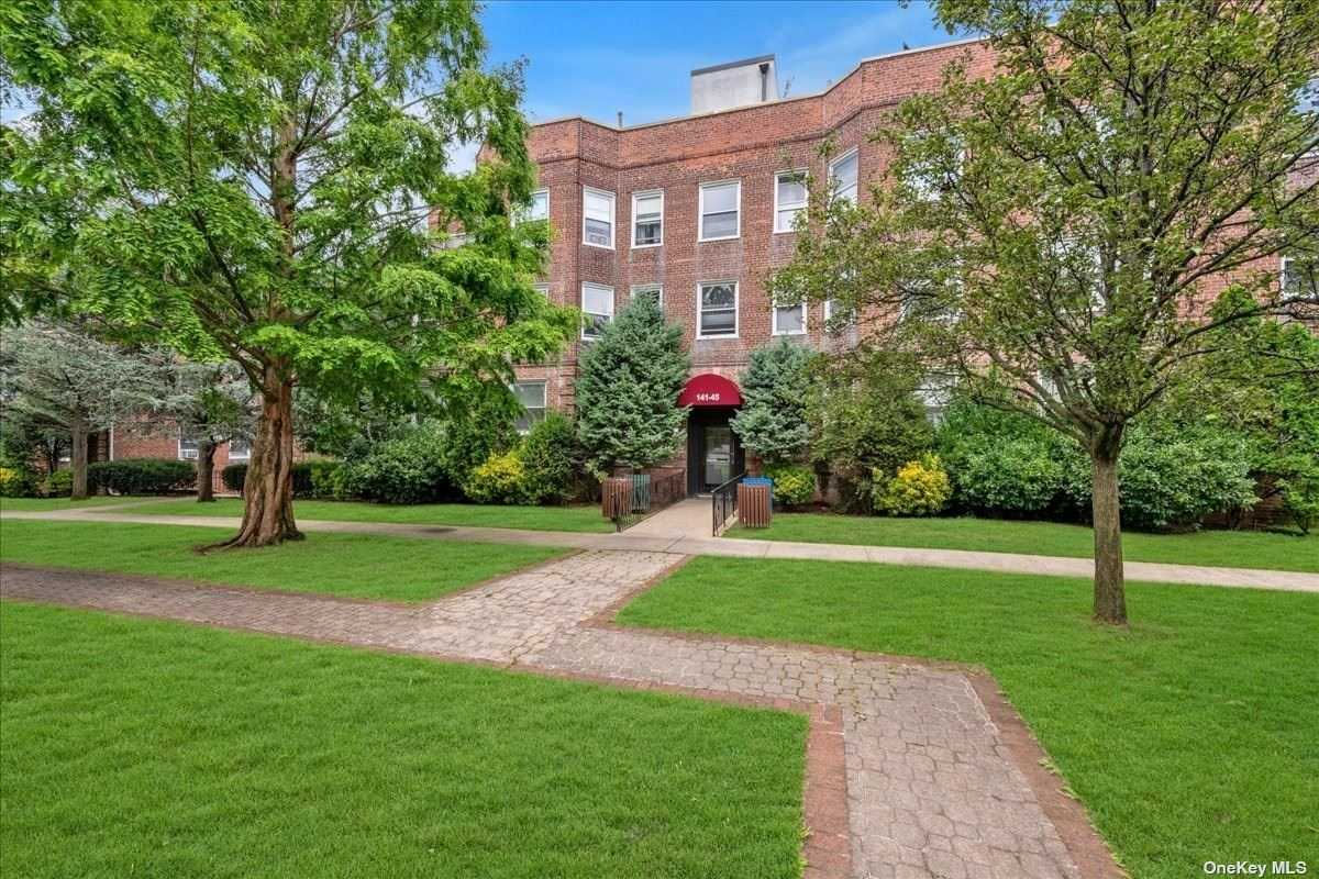 141-45 Union Turnpike #2-C, Flushing, NY, USA, 11367  | Condominium