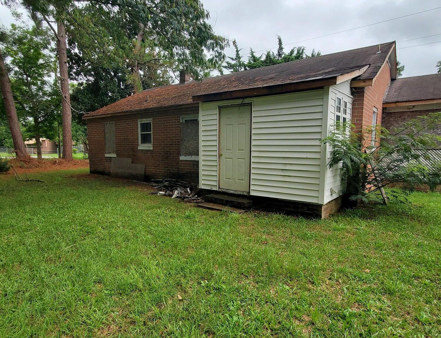 409 Munnerlyn St Bishopville, SC 29010 | Single Family