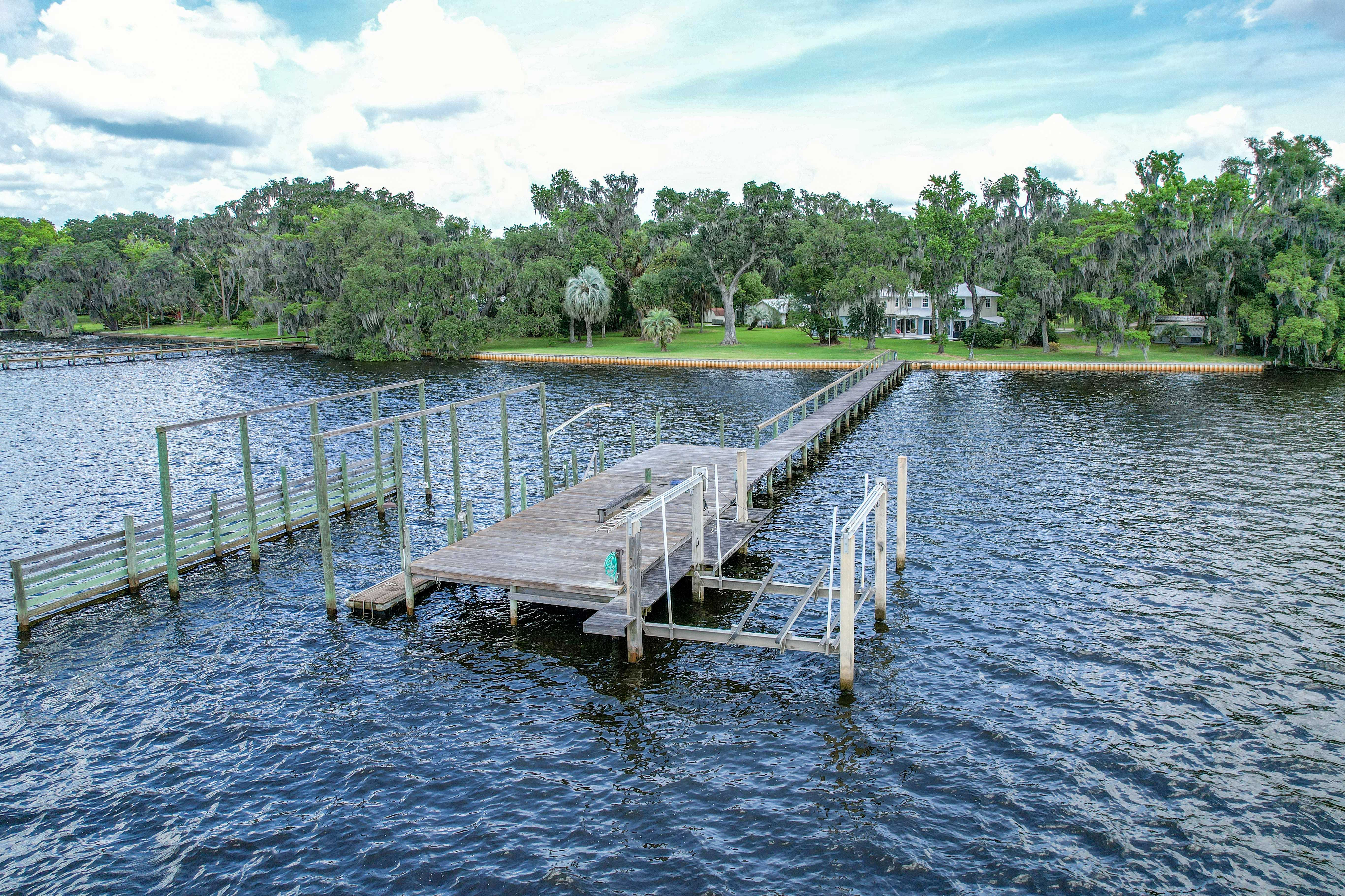 567 Federal Point Road, East Palatka, FL, USA, 32131  | Single Family
