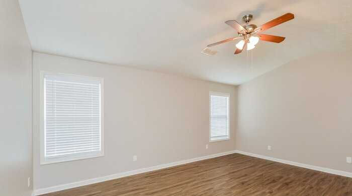 McDonough, GA, USA, 212 - Thumbnail 5