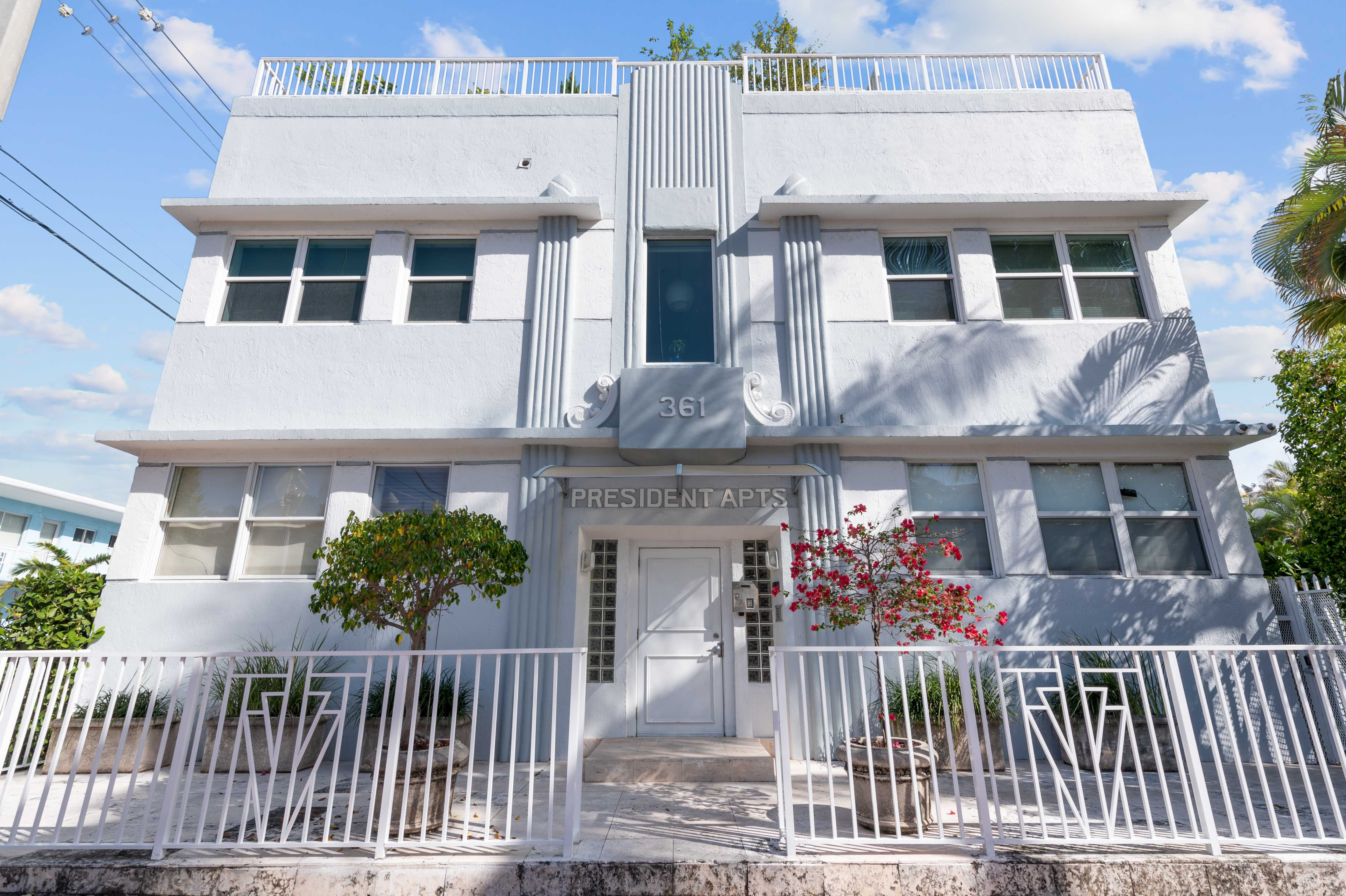 361 Collins Avenue, Miami Beach, FL, USA, 33139  | Condominium