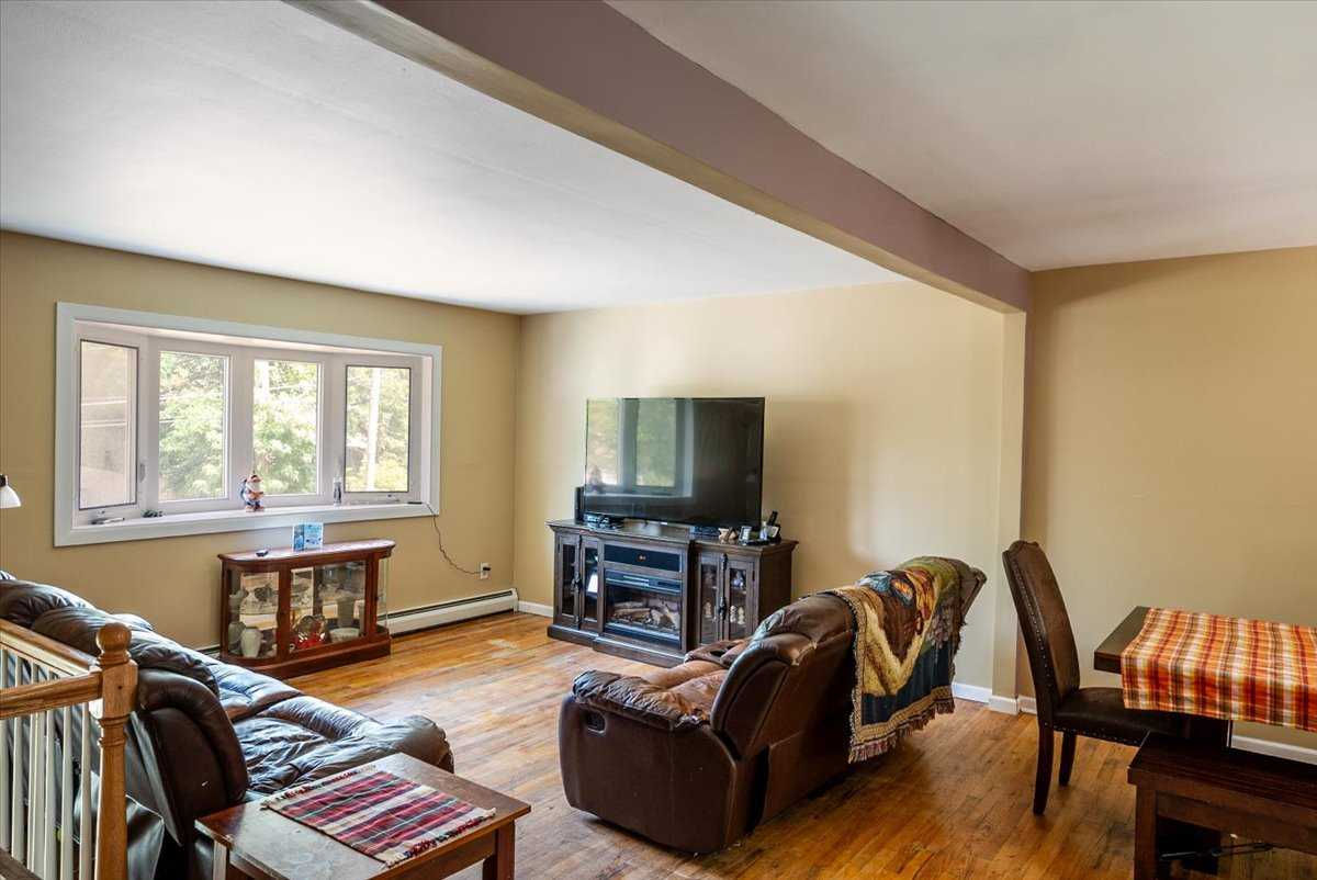 58 Helen Avenue, Smithtown, NY, USA, 11787 - Thumbnail 4