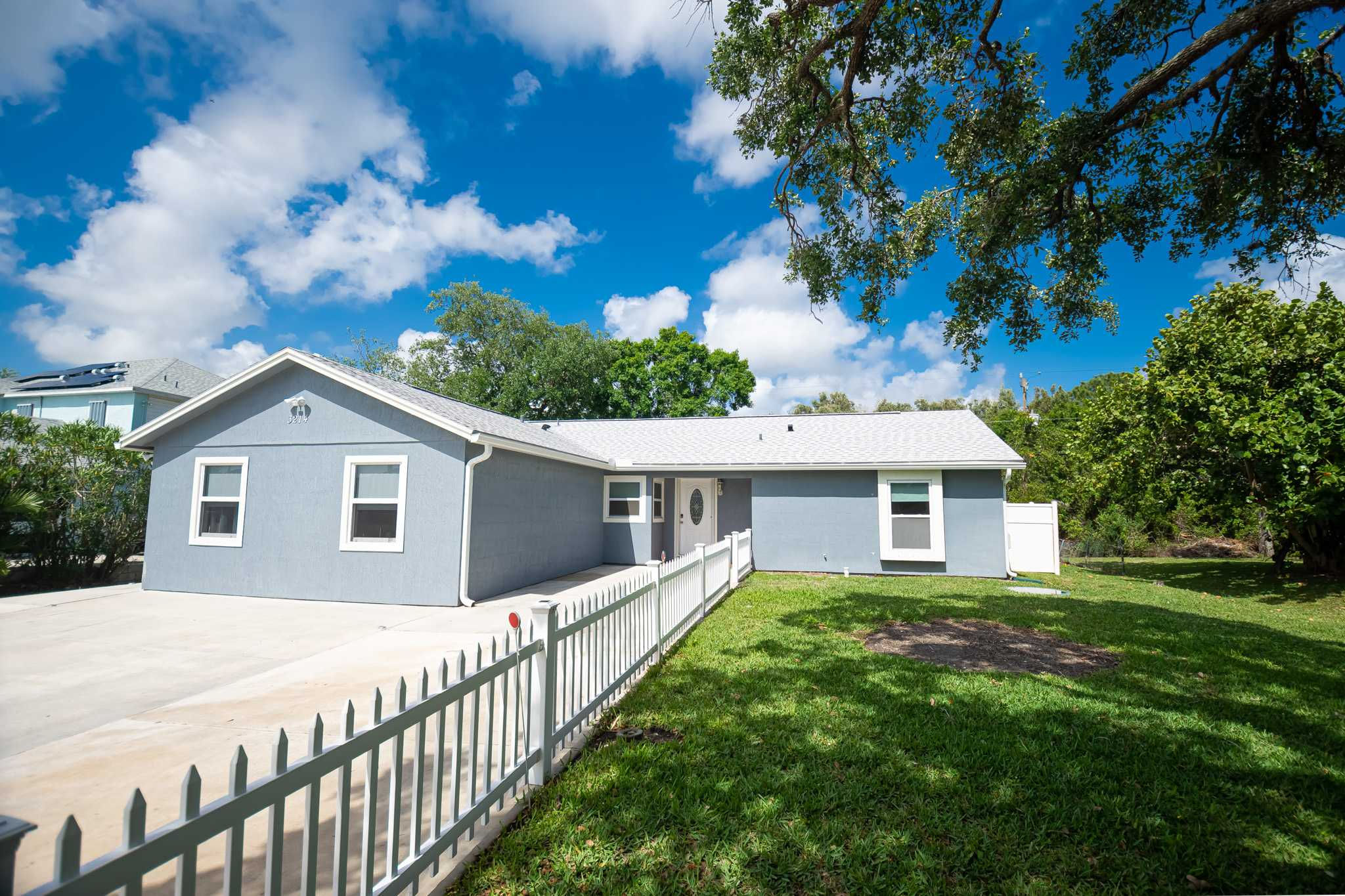 3214 Southwest Hickenlooper Street, Port St. Lucie, FL, USA, 34953 - Thumbnail 3