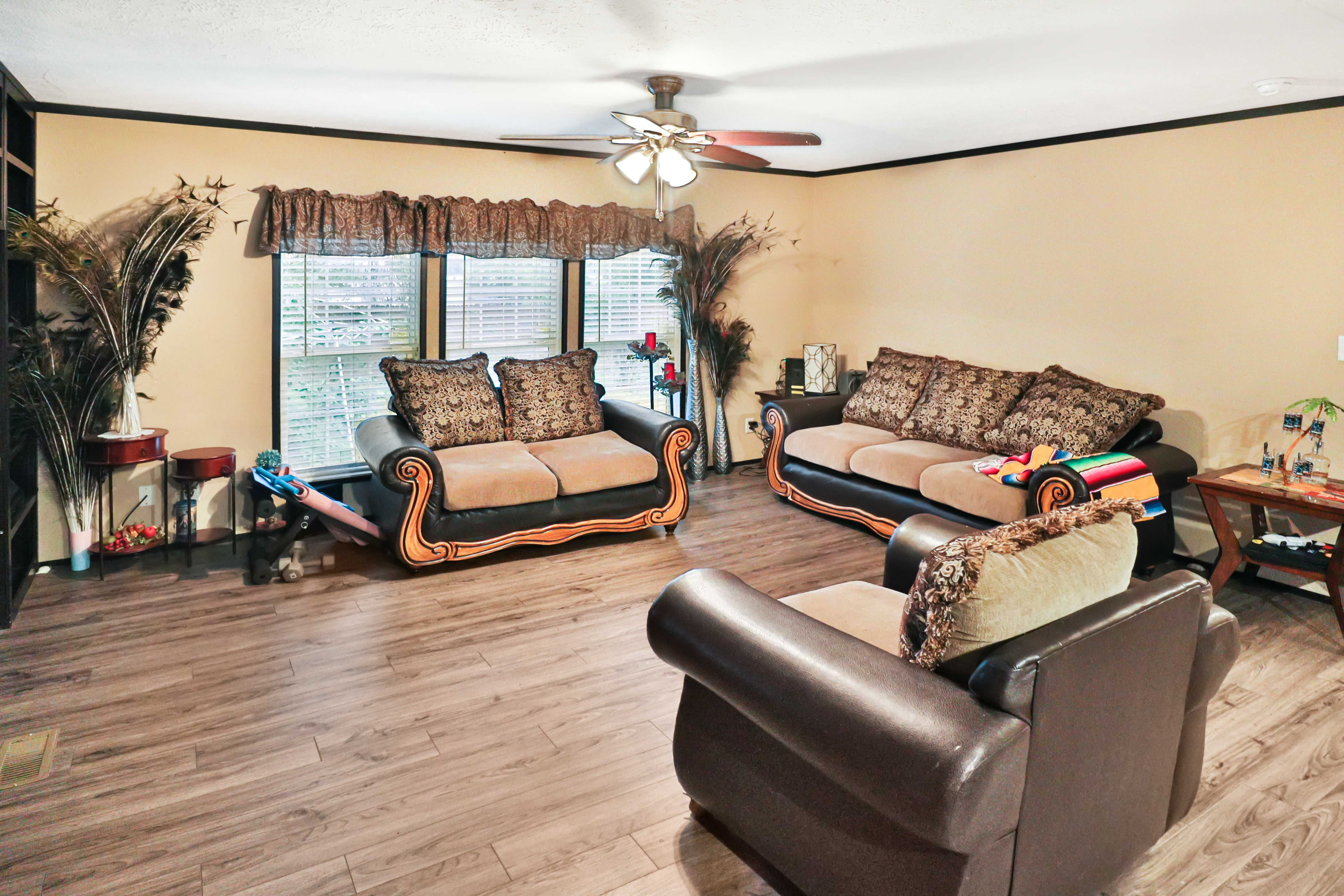 22902 Sweet Liberty, Elmendorf, TX, USA, 78112 - Thumbnail 5