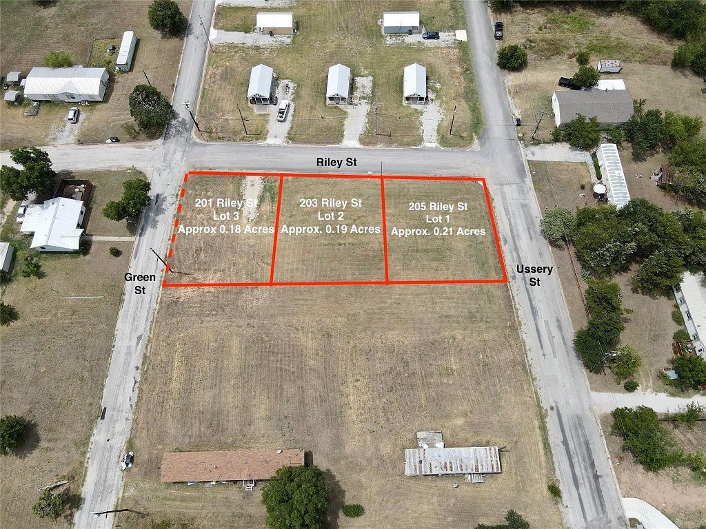 203 W Riley St Bowie, TX 76230 | Land/Lot