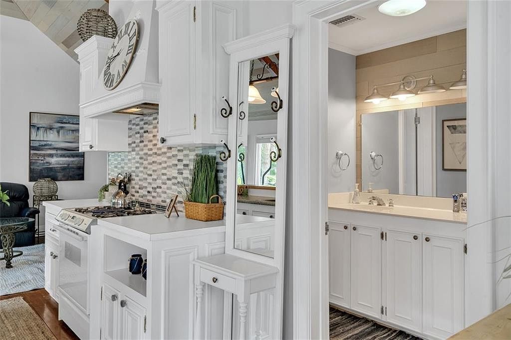 261 E 57th St Cut Off, LA 70345 | Single Family