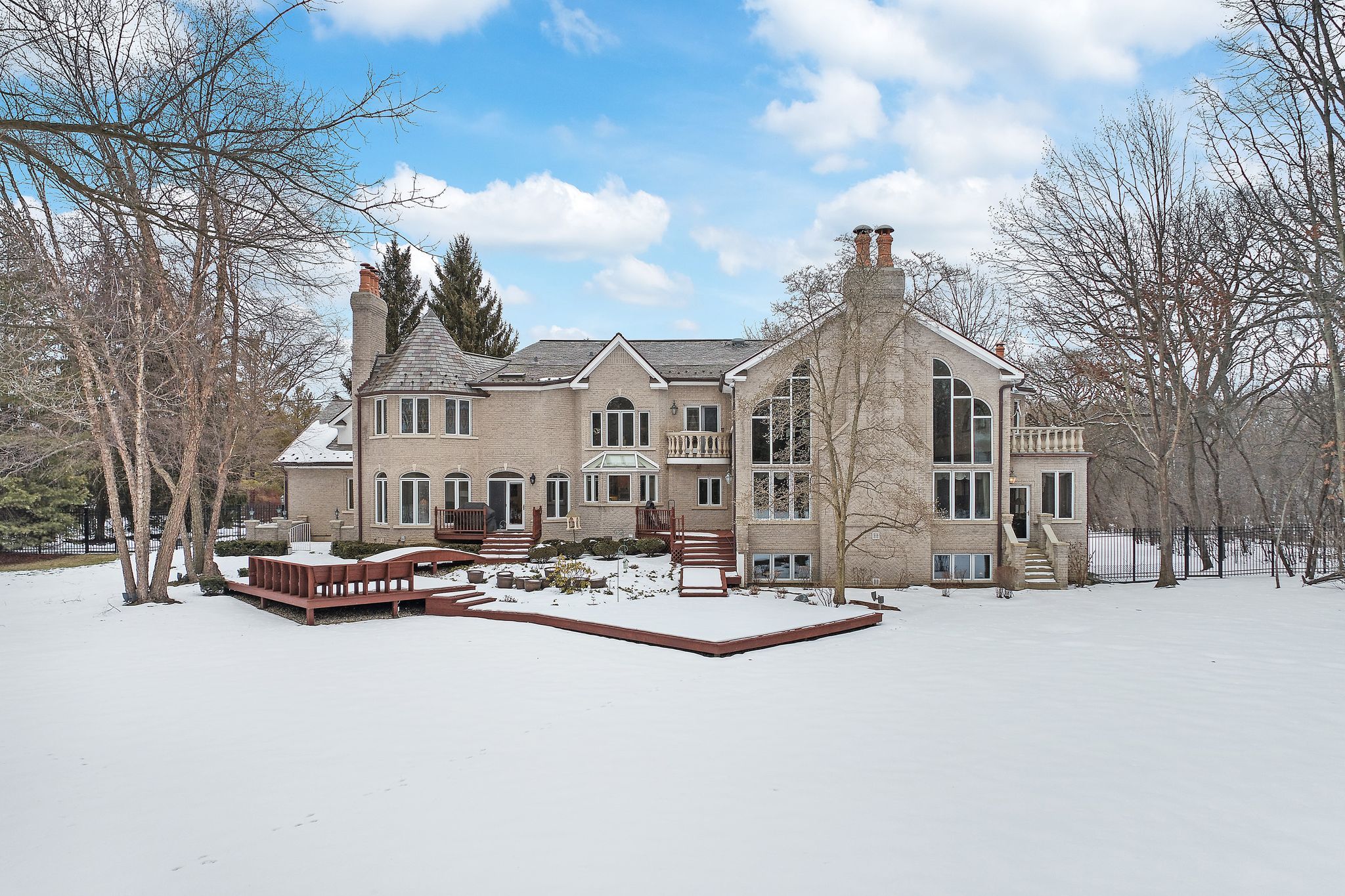 580 Oak Knoll Drive, Lake Forest, IL, USA, 60045  | Single Family