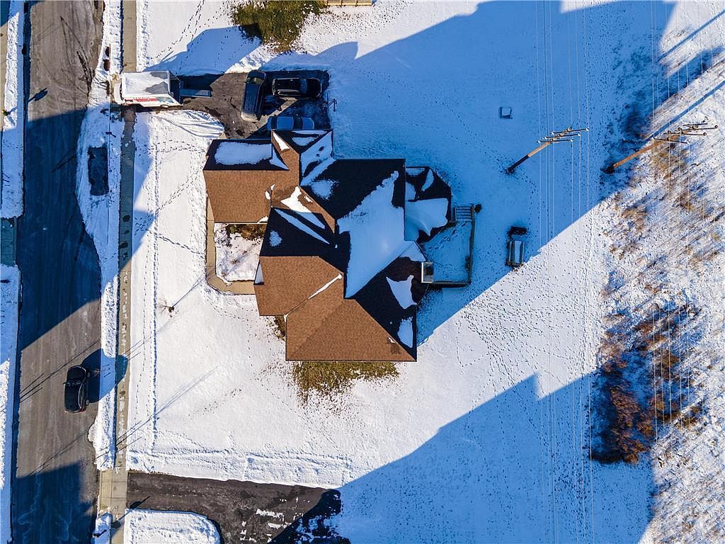 45 Saddle Ln Easton, PA 18045  | Single Family