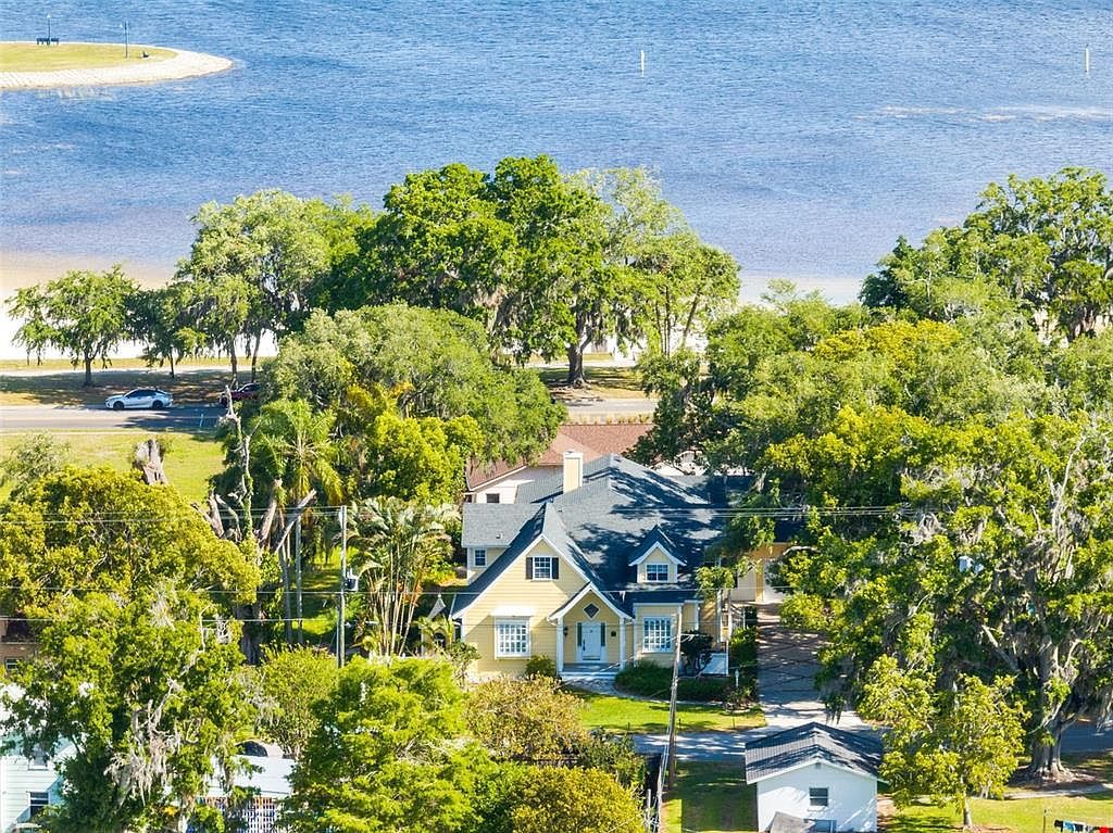 910 Cypress Ave Saint Cloud, FL 34769 | Single Family