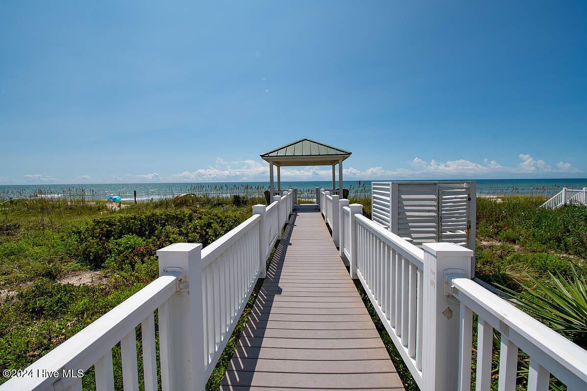 5715 Ocean Dr Emerald Isle, NC 28594  | Single Family