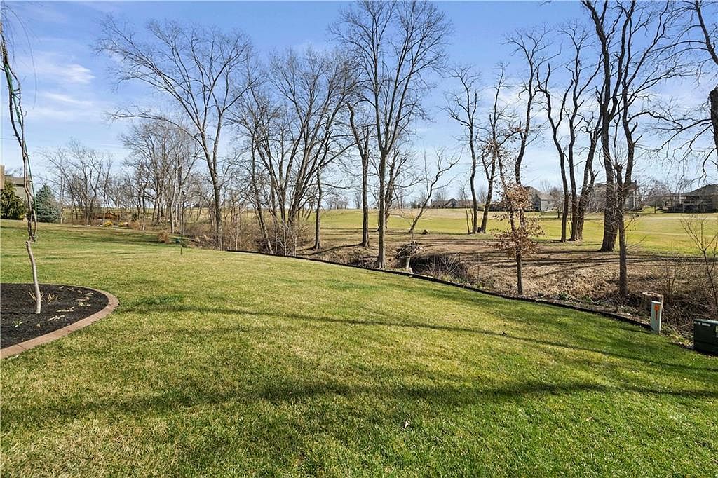 10213 N Brooklyn Ave Kansas City, MO 64155  | Single Family