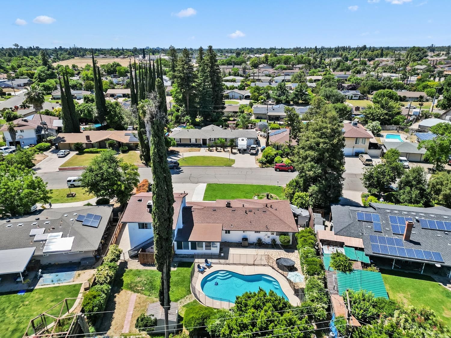 925 S Purdue Ave Fresno, CA 93727  | Single Family