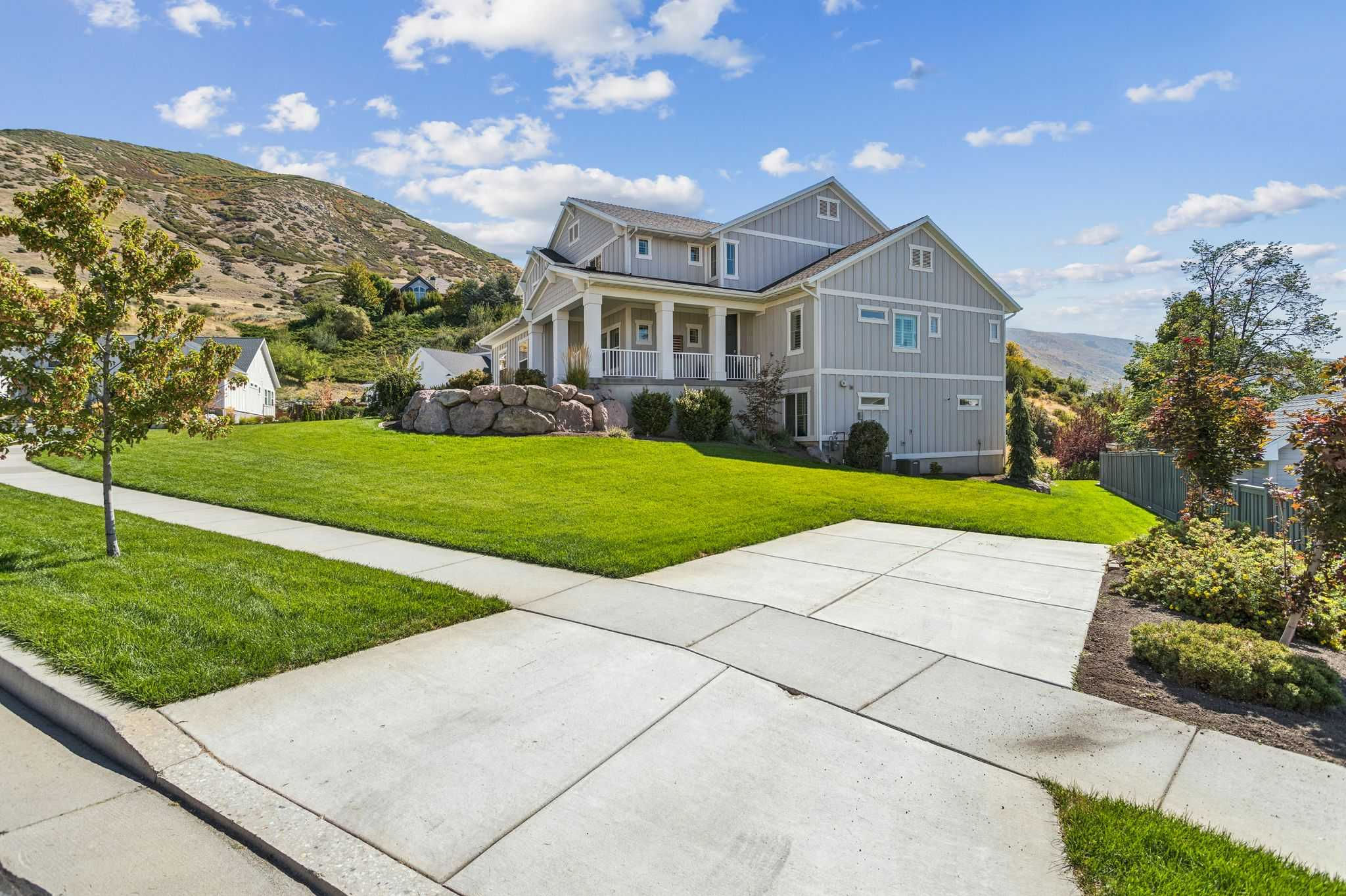 407 North Welling Way, Farmington, UT, USA, 84025 | Single Family