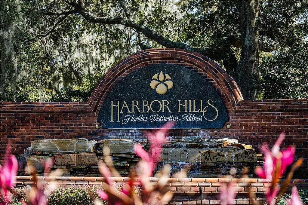 5312 Meadow Hill Loop Lady Lake, FL 32159 | Single Family