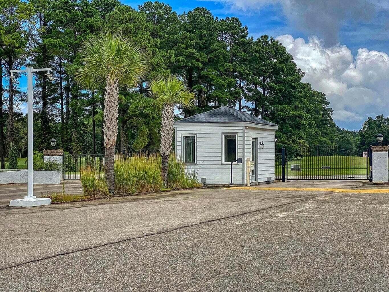 604 Santee Dr Santee, SC 29142 | Single Family