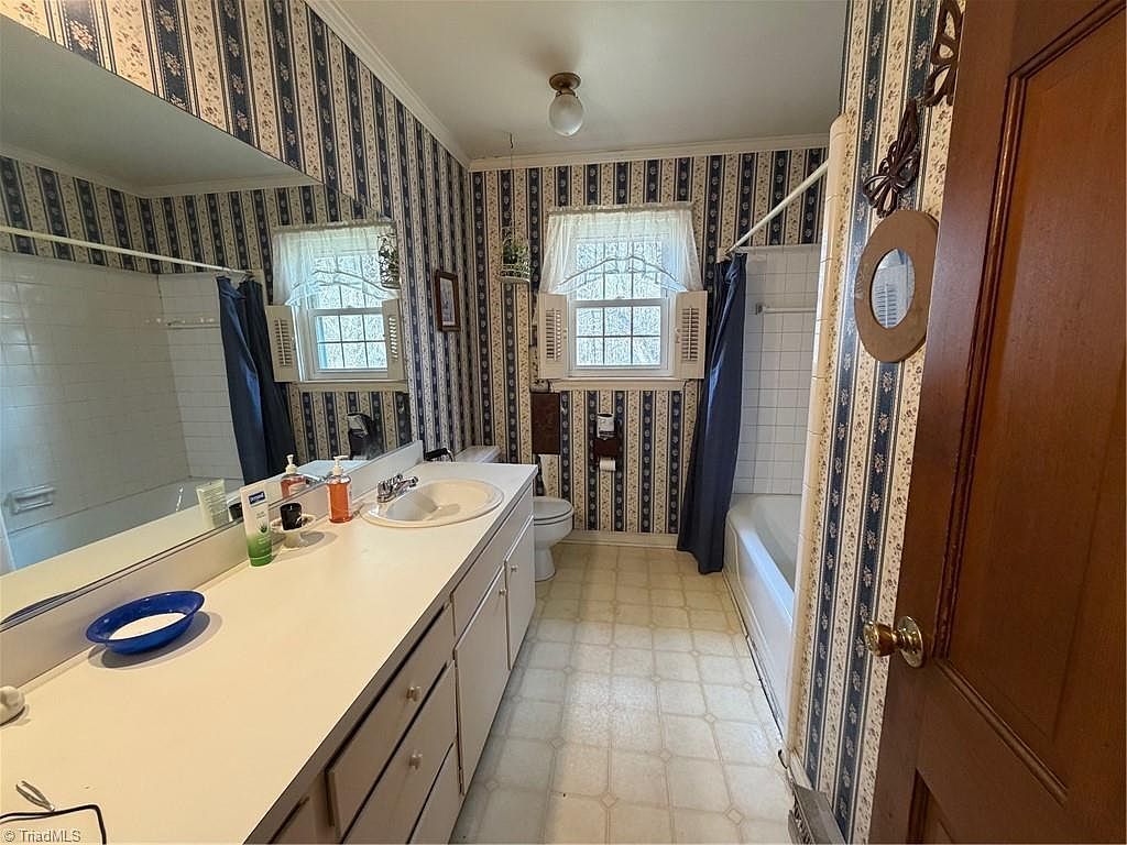 2853 Longpine Rd Burlington, NC 27215  | Single Family