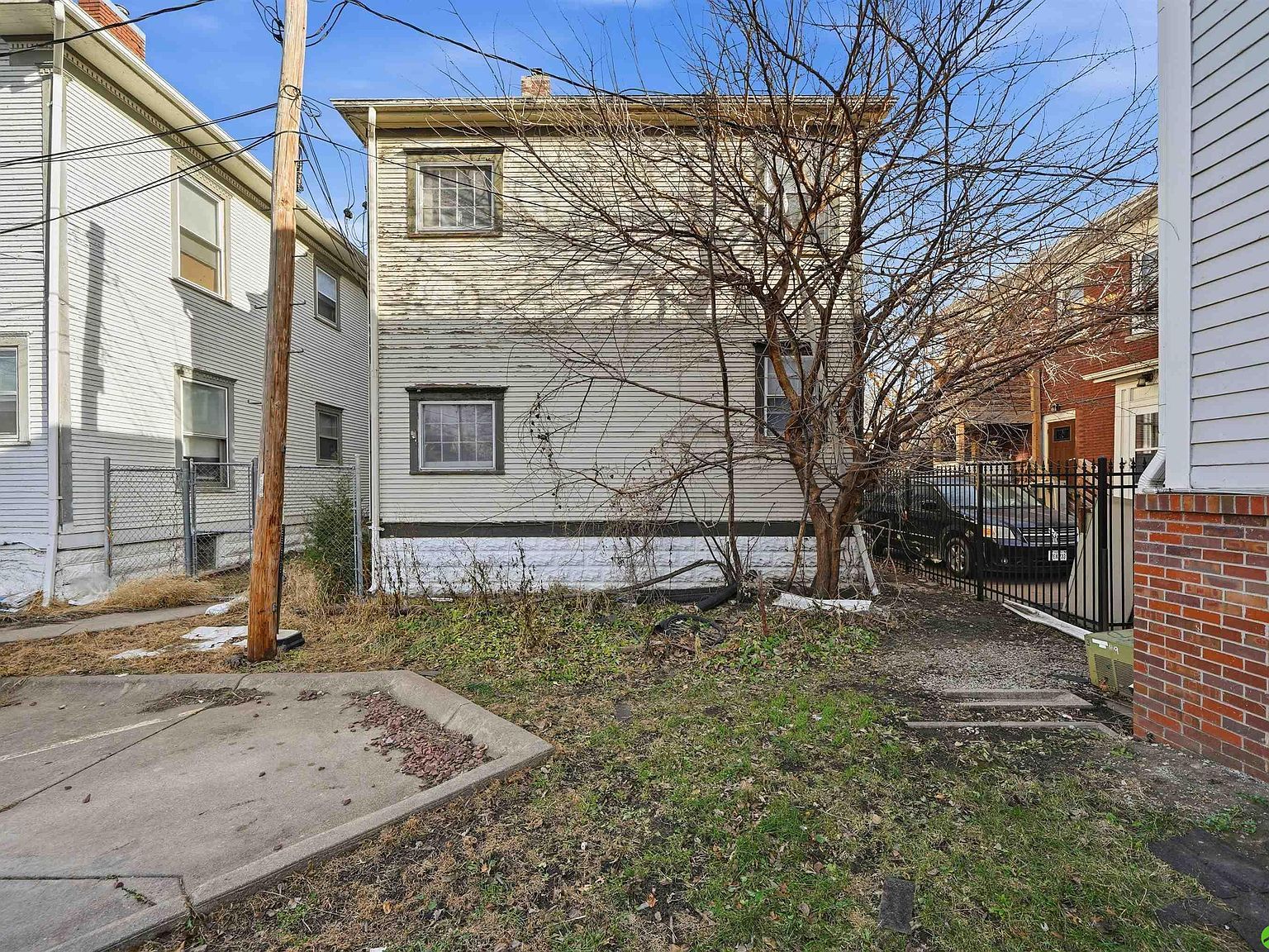 925/929 Goodhue Blvd Lincoln, NE 68508  | Multi Family