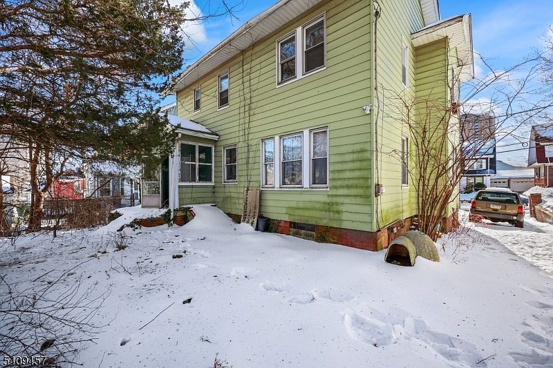 37 Custer Ave Newark, NJ 07112 | Single Family