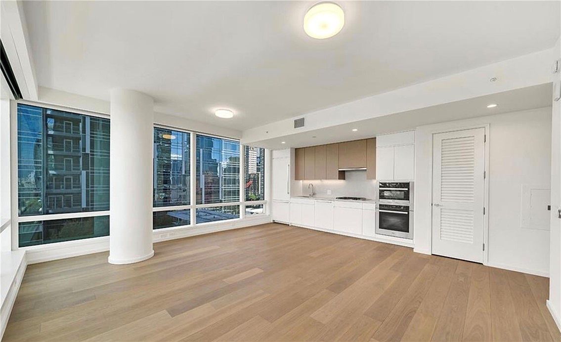 877 Francisco St APT 1002 Los Angeles, CA 90017  | Condominium