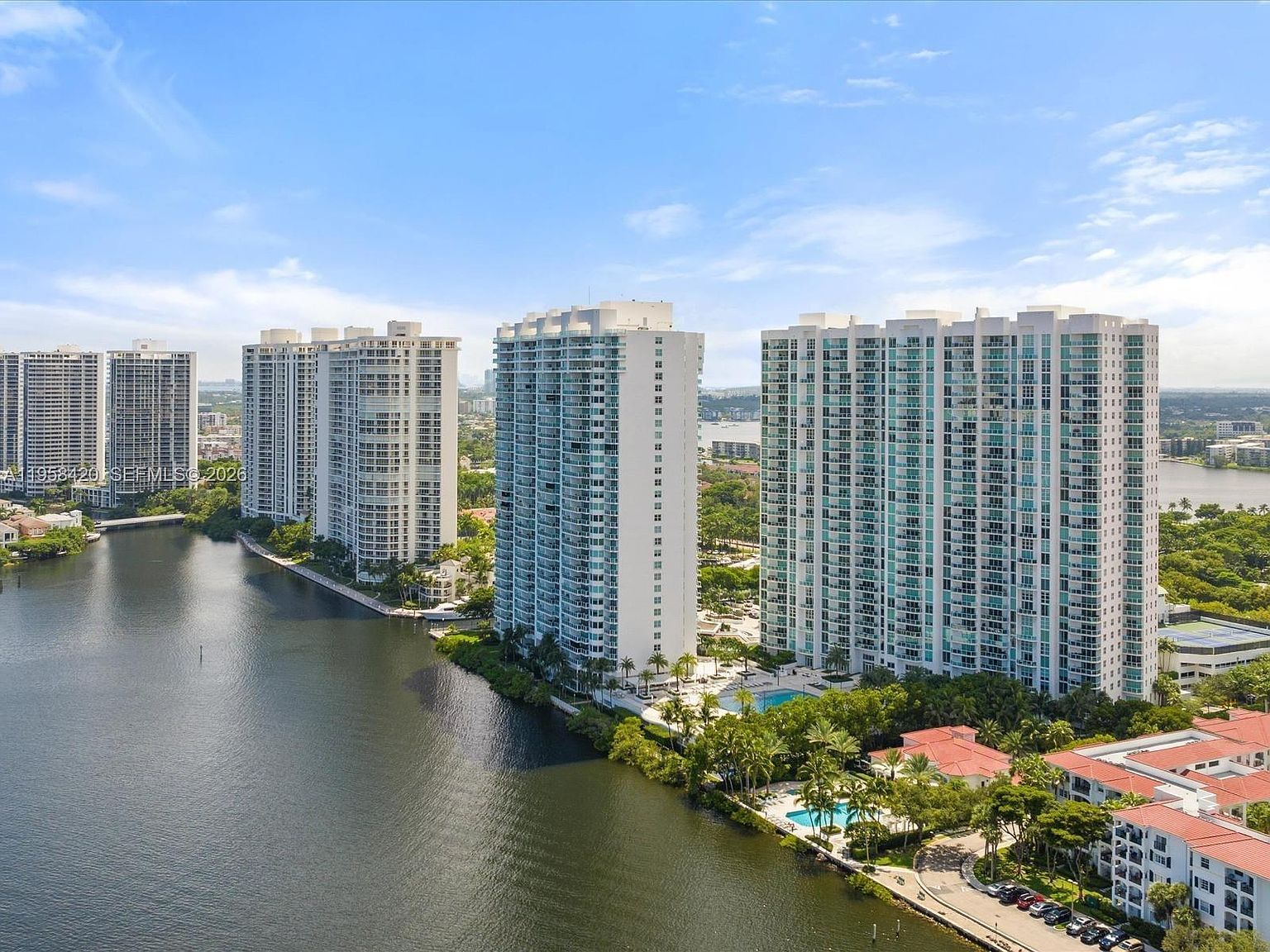 3201 NE 183rd St APT 2305 Aventura, FL 33160  | Condominium