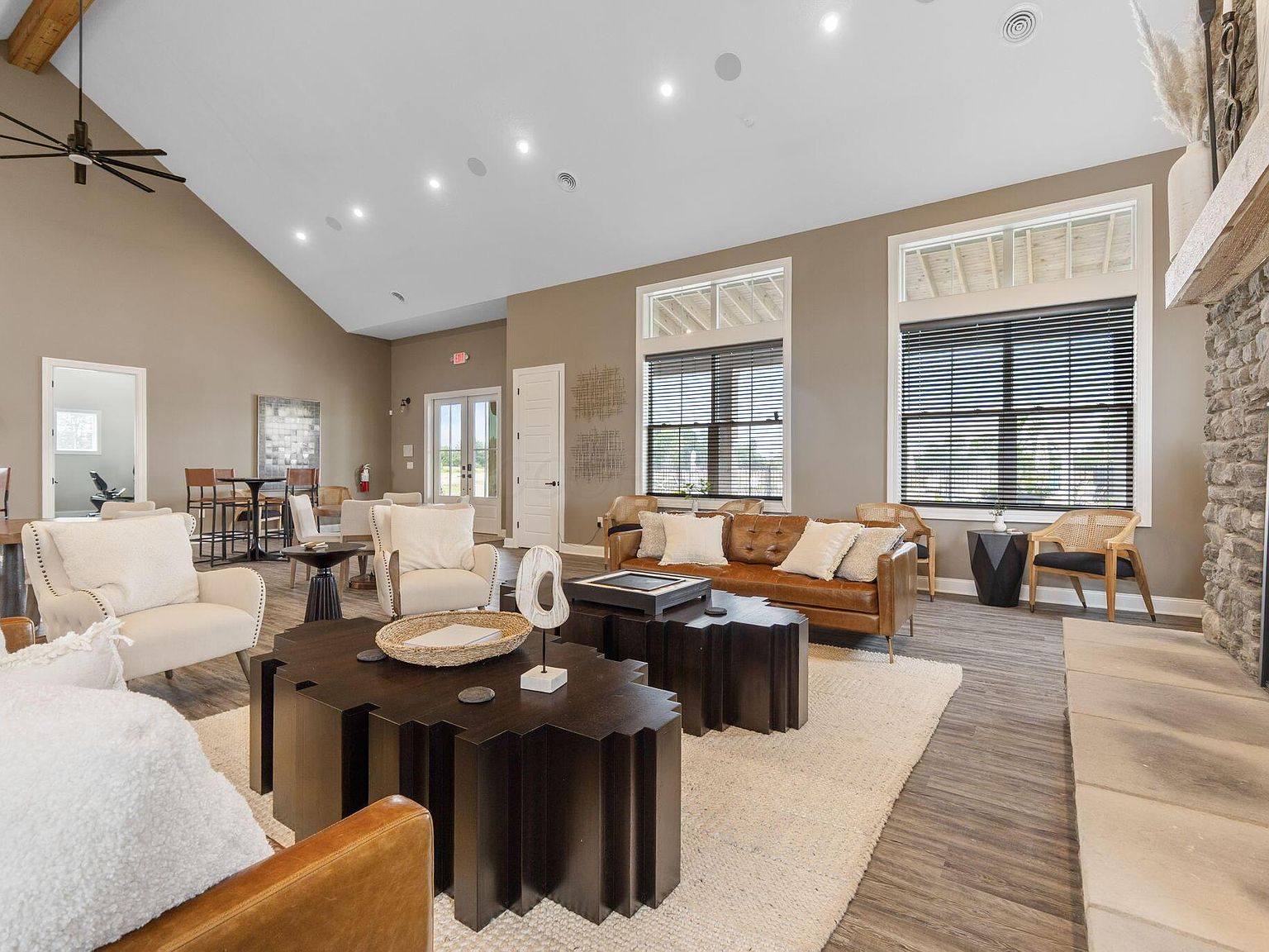 3388 Sandbar Dr Lewis Center, OH 43035  | Condominium