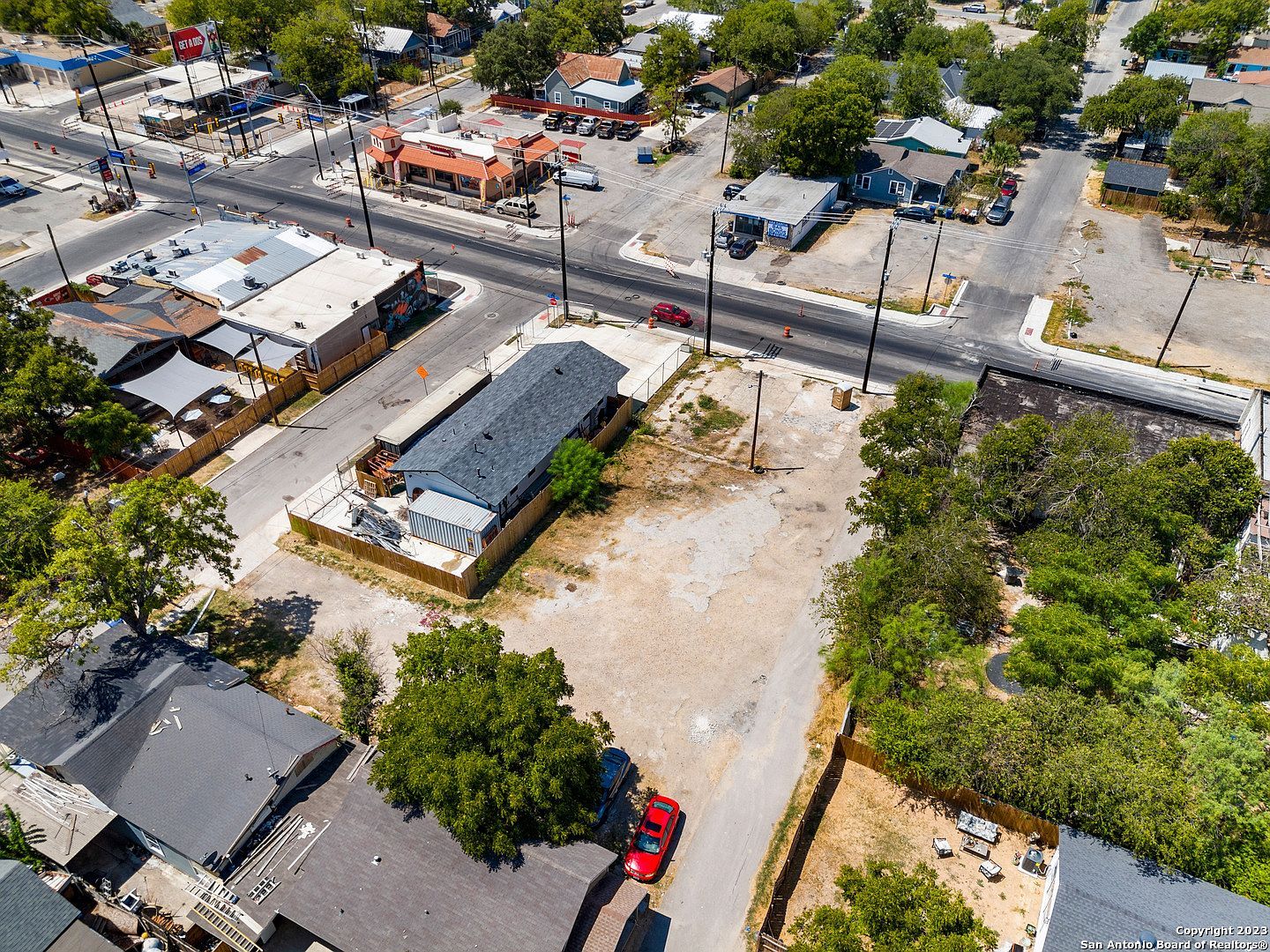 920 N New Braunfels Ave San Antonio, TX 78202  | Land/Lot